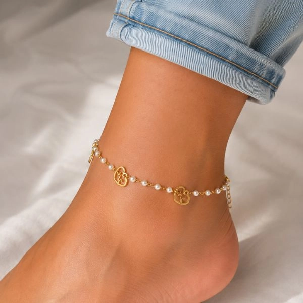 Anklet with beads, LOVE